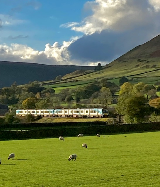 View of the train between Sheffield and Edale from the front of the house. Trains run frequently to Edale station, with connections to Manchester and Sheffield.